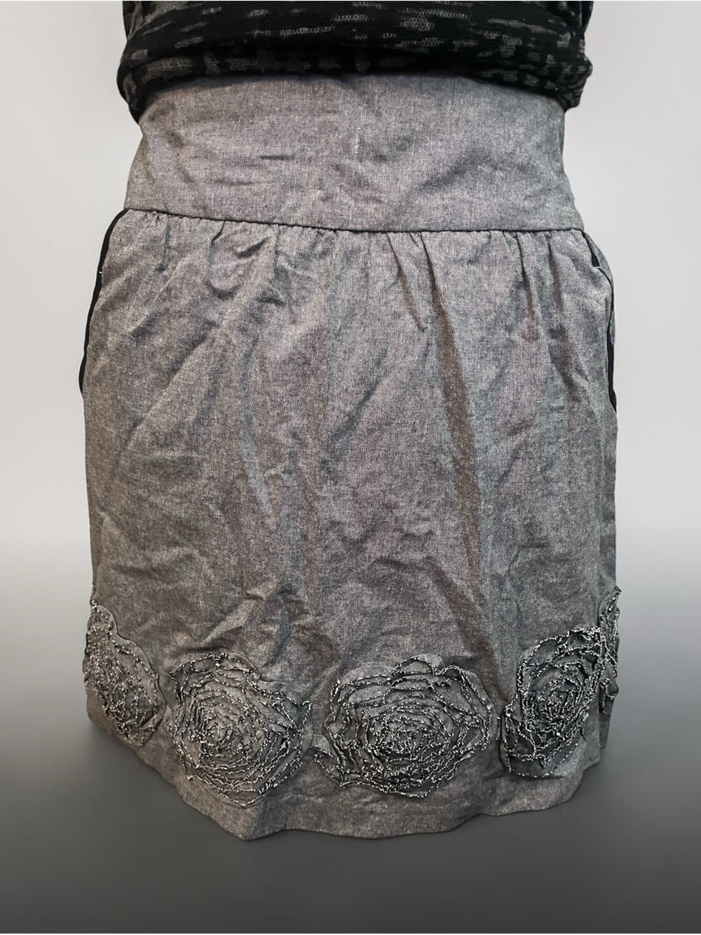 NWT Stooshy Gray Embroidered Mini Skirt with Pocket Trim Chambray Rosettes
